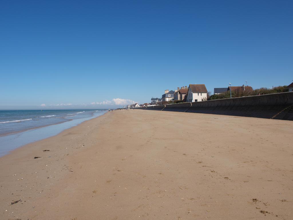 Gites "Bord De Mer" Pmr Ou "Arromanches" 2 Chambres En Front De Mer A Asnelles , 3Km D'Arromanches, 10Km De Bayeux Saint-Côme-de-Fresné المظهر الخارجي الصورة